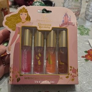 Nwt DISNEY Lip Oil Set - Pink & Peach Shades